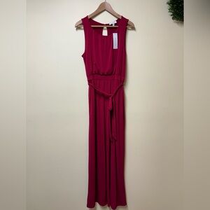 GILLI Red Pants Stretch Flowy Jumpsuit with belt and keyhole back - Medium NWT
